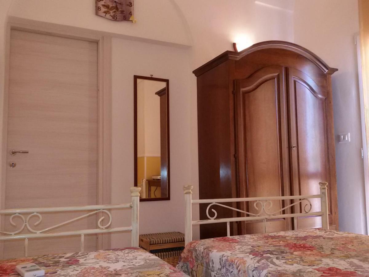 Il Casale Dei Principi Bed & Breakfast Лече Екстериор снимка